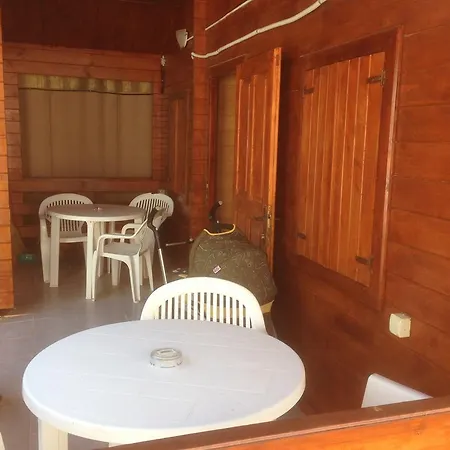 Casa Diana בית הארחה קוסטינסטי