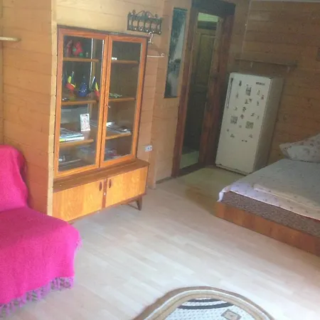 Casa Diana בית הארחה קוסטינסטי