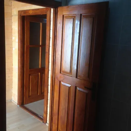Casa Diana קוסטינסטי